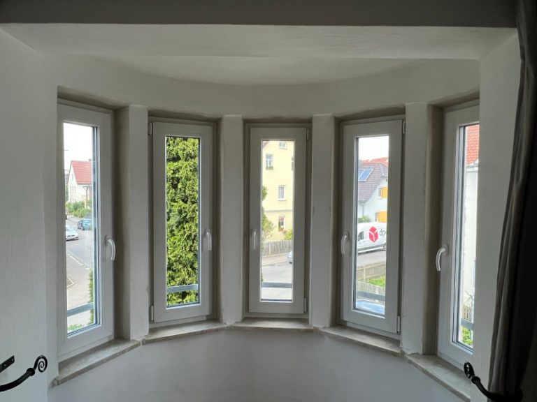 Schmale Fenster, Altbau